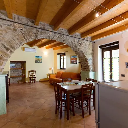 Villa Il Nido Delle Rondini Testico Exterior foto